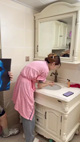 Prank your girlfriend