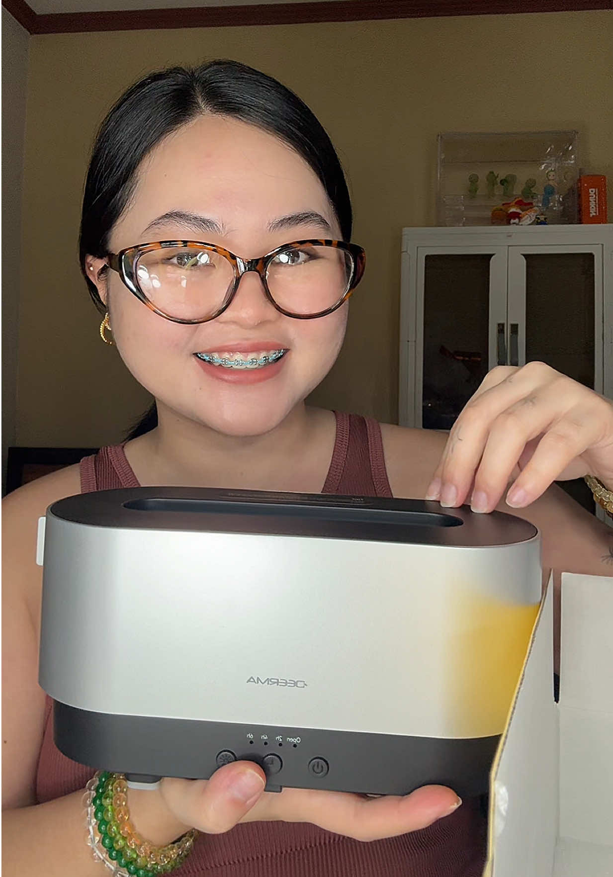 Finally found this humidifier from @Deerma Philippines  #deermaphilippines #deermapx310w #humidifieraromatherapy #deermahumidifier #humidifier 