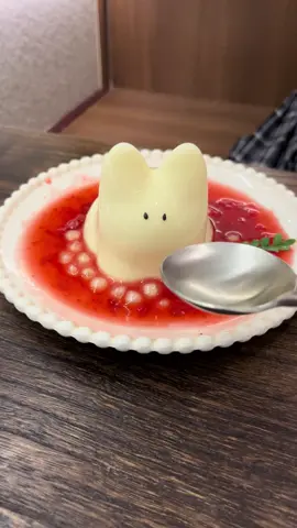 Yum Yum 😻😻😻#cute #puddingcat #cat #catvideos #worldbend 