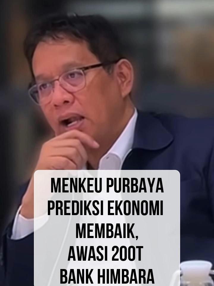 Menteri Keuangan Purbaya melihat akan ada perbaikan ekonomi pada awal tahun 2026 dan melakukan pengawasan dana 200T pada Bank Himbara atau Bank Himpunan Bank Milik Negara. #beritaterkini #beritaviral #menterikeuangan #purbaya. Credit: YT Rakyat Merdeka TV