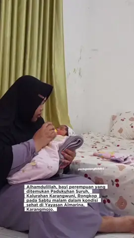 Alhamdulillah adik bayi yang ditemukan di Suruh, Karangwuni, Rongkop, Gunungkidul, dalam keadaan sehat, saat ini bayi perempuan tersebut berada di Yayasan Almarina, Karangmojo, Gunungkidul.  bagi yang mau mengadopsi silahkan simak video sampai habis..  semoga bayi ini selalu dalam Lindungan-Nya.  #fyppppppppppppppppppppppp #viraltiktok #gunungkidul24jam #cctvgunungkidulv2 