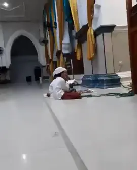 Didiklaaa Keturunanmu Dengan Agama Warisan Dunia Akherat. Kelak Kamu Akan Merasakan Kiriman Doa² Dari Anak²Mu Dialam Kubur 🙏🤲📿🤘