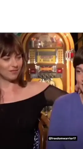 Keep your guard up ladies! Stay safe! #dakotajohnson #uncomfortable #interview #castmate #predator 