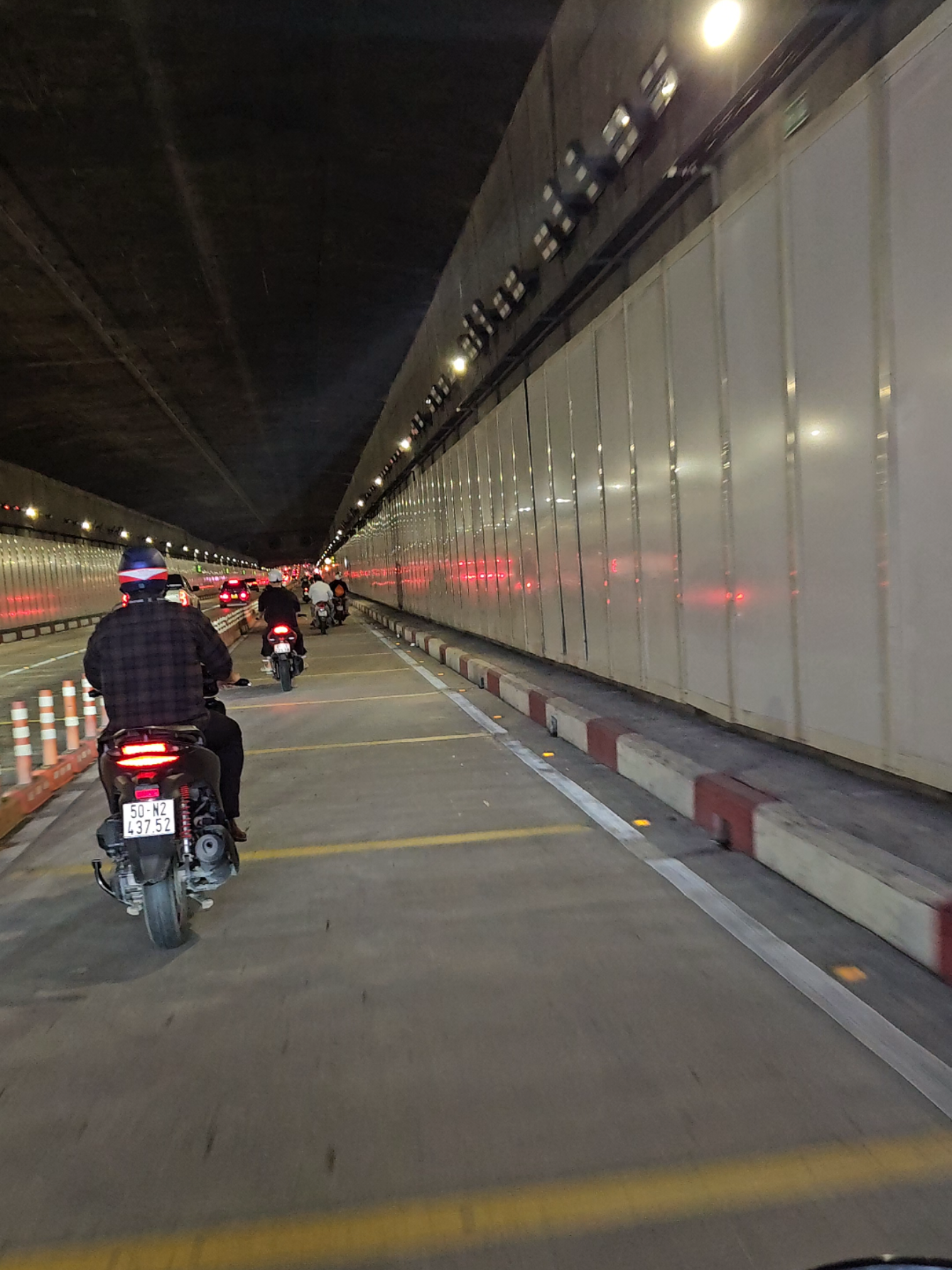 ở q1 có chỗ nào chơi 1 mình mà chill chill k mí bạn #hcm #xh #viral 