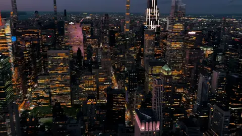 I love the lights of NY #cityvibes #citylights #skyline #cinematography 
