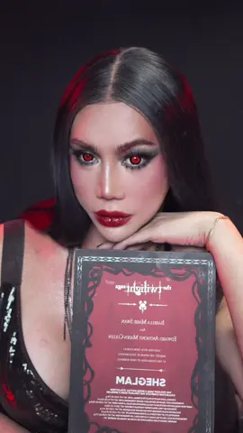 Wickedly stunning collection! Aint this perfect for halloween or a must have ! by @SHEGLAM x THE TWILIGHT SAGA COLLECTION  #SHEGLAM#SHEGLAMXTHETWILIGHTSAGA#SHEGLAMcrueltyfree#SHEGLAMCOLLECTION