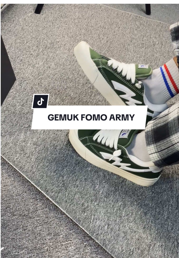 sepatu gemuk fomo #sepatugemuklokal #sepatusneakers #sepatugemuk #fomofootwear 