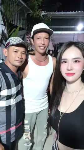 Lên anh chơi còn được gà mang về. #dj #traiga #quangnhi #xuhuong #viral 