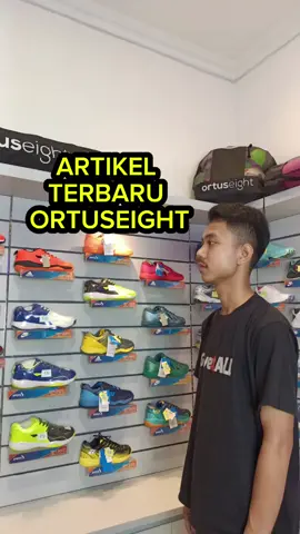 ORTUSEIGHT CATALYST TRIDENT IN , Warna makin fresh dan makin beda ... untuk tipe futsal dan bola nya sudah ready , cekout sebelum kehabisan yah  . #sepatu #futsal #Soccer #ortuseight #catalysttrident 