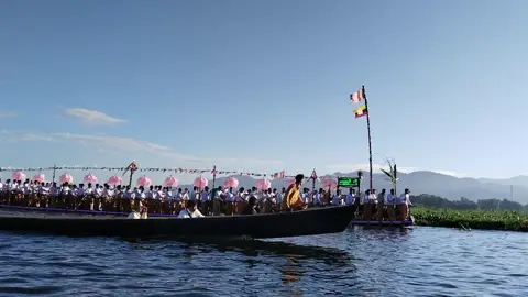 နန်းပန်မှမကျည်းဆိပ်သို့🛶💦#မင်းရွာဆွဲလှေ #တောင်အောက်ဆွဲလှေ #ကွန်ဝိုးသား🌚 #အင်းလေး #ဖောင်တော်ဦးဘုရားပွဲတော်☺ 