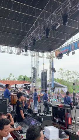 Indramayu kalian luar biasa 😎😎 #adellamusic #adella #cumicumiaudio #cakdodotcumicumi #fyp 