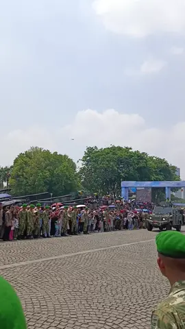 pameran alutsista TNI, jaya selalu BRAVO TNI #tni #tniindonesia🇮🇩 #fyp #fypシ゚ #tiktok 