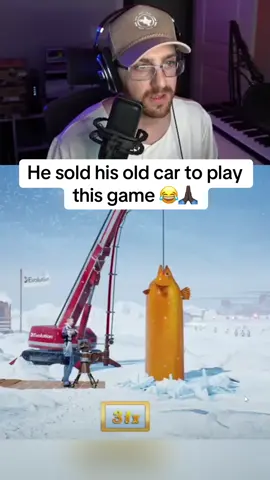 He sold his old car to play this game 😭🙏🏿 #streamer #streaming #fyp 