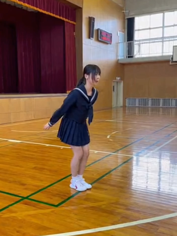 JKバク転失敗