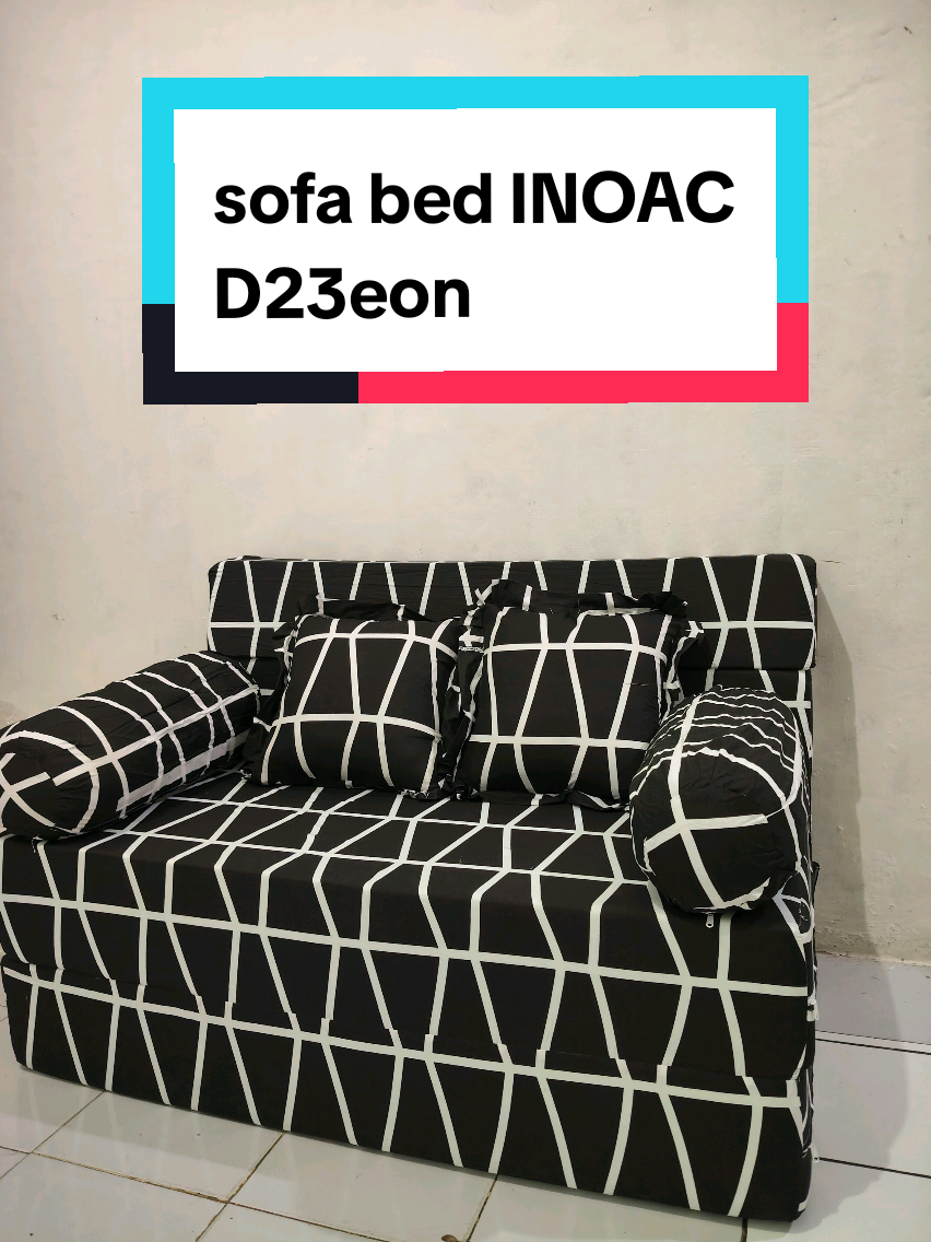 cocok banget buat di ruang tv,bisa buat santai tentunya busanya yg padet dan garansinya lama🥰 #sofabed #inoac #kasurlipat 