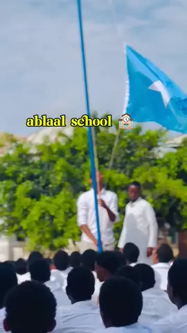 school 🏫 manta calan lasaray😅#somalitiktok #fouryou 