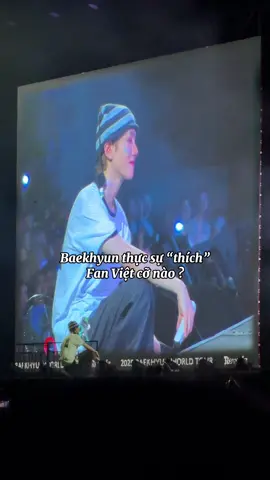 Năm nay thực sự thấy anh Baek yêu quý Việt Nam hơn gấp nhiều  Fan Việt cháy cỡ đó mà 🫶🏻 Về Vnam nhiều nữa nha anh @@BAEKHYUN_official ❤️‍🩹 #concert #baekhyunreverie2025worldtour #baekhyun #fangirls #exo 