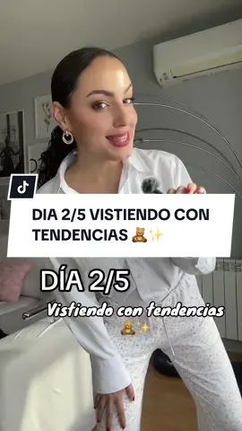 Día 2/5 vistiendo con tendencias 🧸✨ Hoy el look gira entorno a la bomber efecto piel 🫶🏼✨ ¿Qué os parece este look amigas? 👀👀 Os leooo Un besito y feliz domingo 🤎 #outfitinspo #tendenciasotoño #bomberpiel 