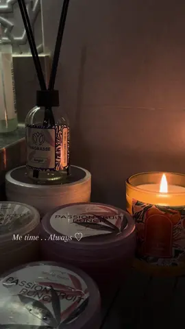 Night time vibe 🕯️🫧 #minivlog #night #chill #girl #vibes 