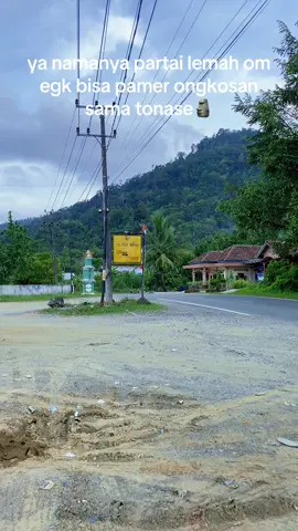Kalo kata om ihod ya namanya juga partai lemah om🙈🗿 #fy #masukberanda #viraltiktok #drivermuda #promoseruweekend 