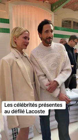 Adrien! Michelle! Venus! Tous ont répondu présents au défilé @Lacoste printemps-été 2026, sur les bancs du lycée Carnot à Paris.