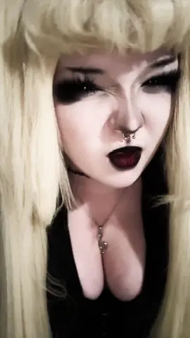 Cosplay makes me feel so pretty don’t even play #cosplay #zyxcba #misaamane #misaamanecosplay #misaamanedethnote 