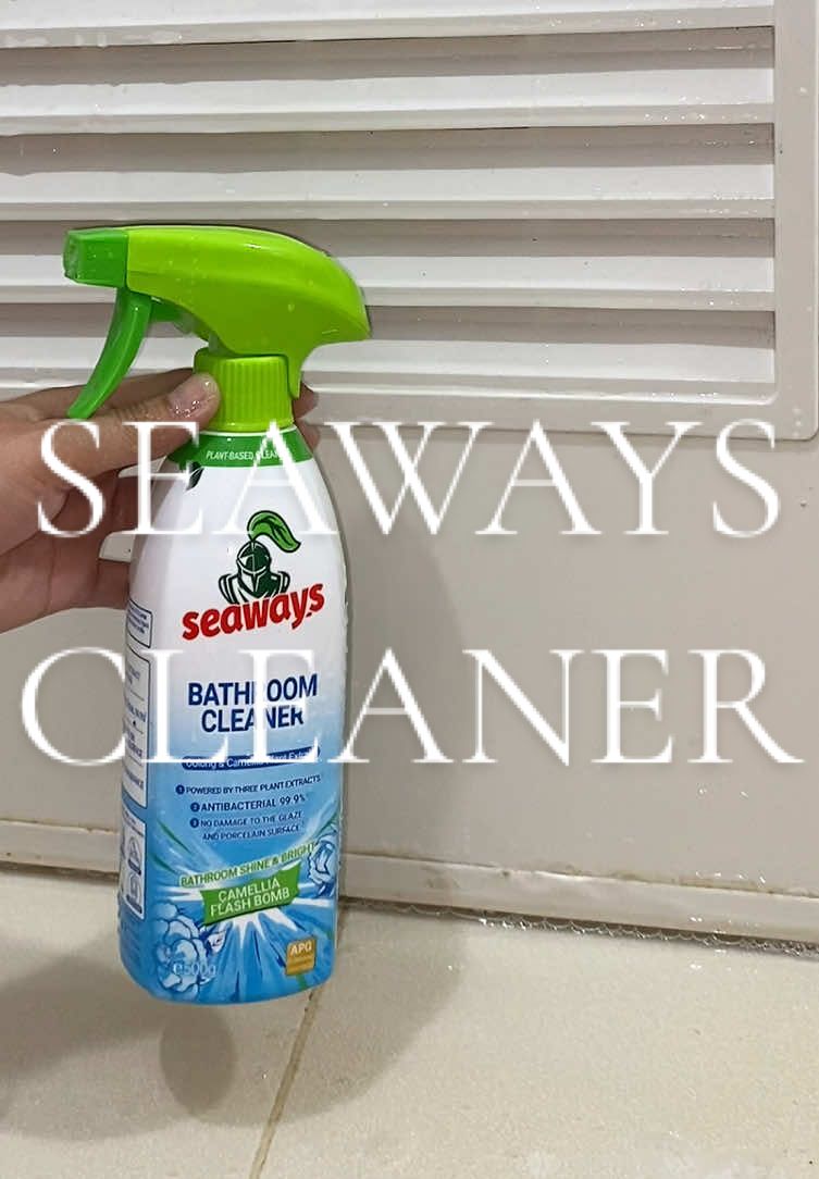 AKALA KO WALA NA PAG ASA YUNG OLD STAIN SA PINTO NANG CR NAMIN MERON PA PALA🥰#bathroomcleaner #seawaysbathroomcleaner #housecleaner #spraycleaner #foryoupage 