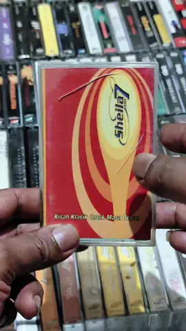 Sheila on 7 - Sephia #musikindonesia #sheilagank #sheilaon7 #trendingsong #nostalgia90an 