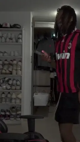 LEAO AURA 👑 #leao #acmilan #virale #perte #twitchitalia 