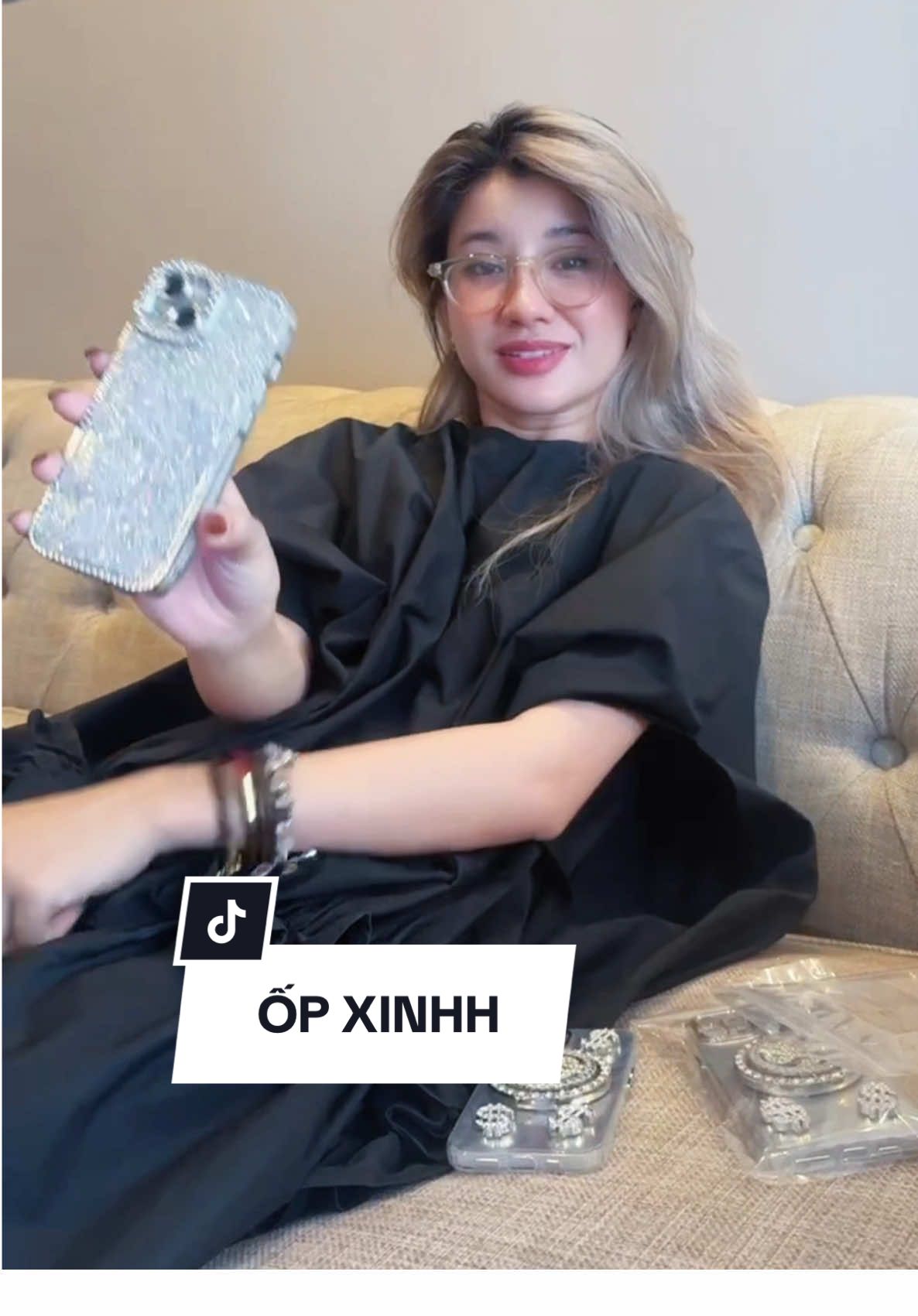Ốp blink blink #opdienthoai #opdienthoaidep #opdienthoaiiphone #yenchu 
