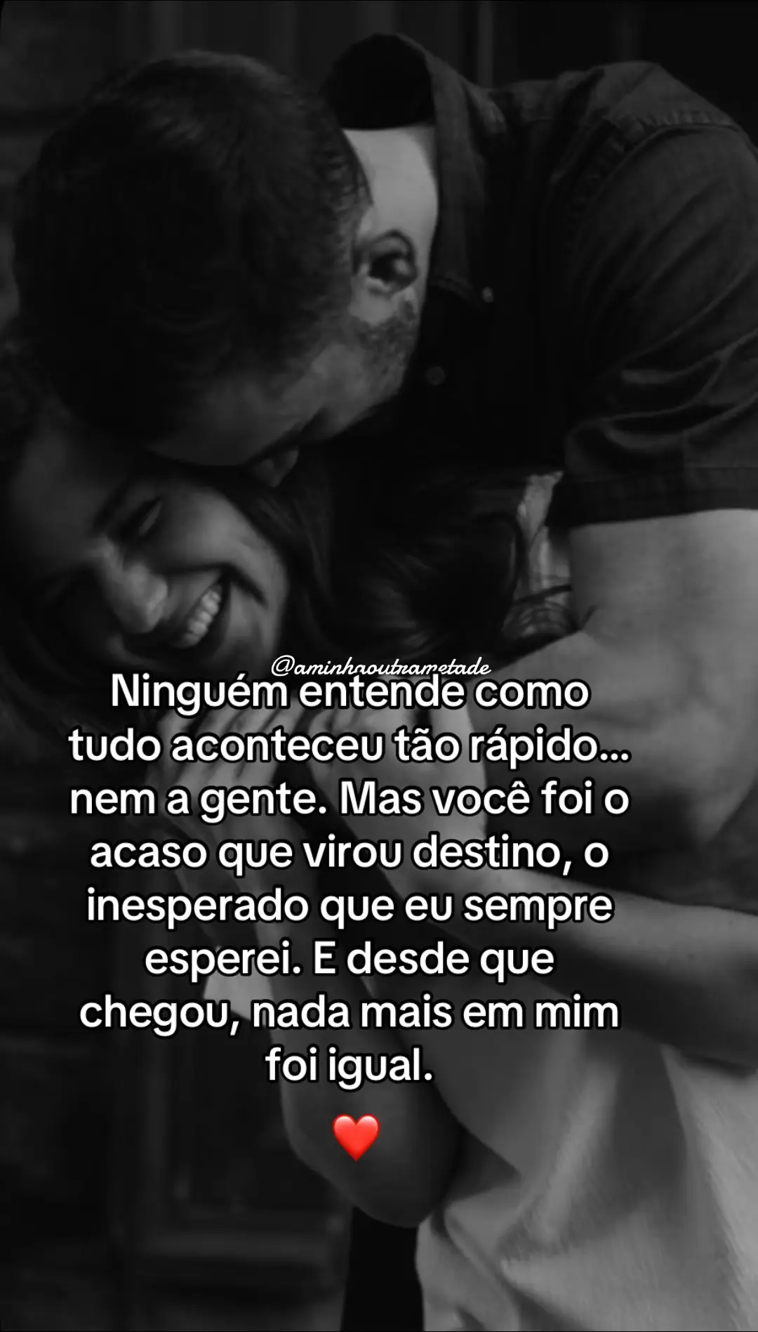 Às vezes, a vida surpreende a gente quando a gente menos espera. Você apareceu sem aviso, bagunçou meus planos e, sem perceber, virou tudo o que eu nem sabia que precisava. Foi rápido, foi intenso, foi real. E mesmo sem entender, eu senti… que nada mais seria igual depois de você. ❤️ #a#aminhaoutrametaf#frasesdeamord#destinoeacasos#sentimentosreaisamorsempre