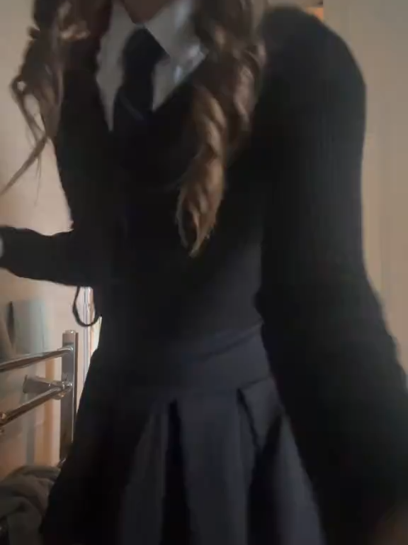 #fyp #school #schooluniform #scottishuniform #scottish #british #chav #ukgirl #tights #uk #ukteen #skirt #fypシ゚