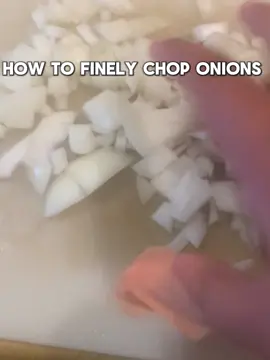 How to finely chop onions #fyp #viral #cooking #onion #chef 