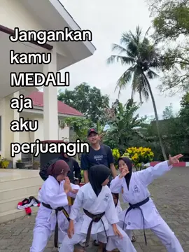 faktaaaa 🔥#medaliemas #katakata #karate #atlet #fypage 
