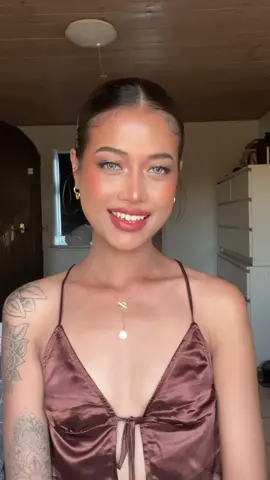 วอร์มโทนเมคอัพ+แสงพระอาทิตย์ตกดิน=นัวมากกกกกก 🥹🧡 . . . #แต่งหน้าสายฝอ #makeuptutorial #สะใภ้เดนมาร์ก #ผิวสองสี #สอนแต่งหน้า 
