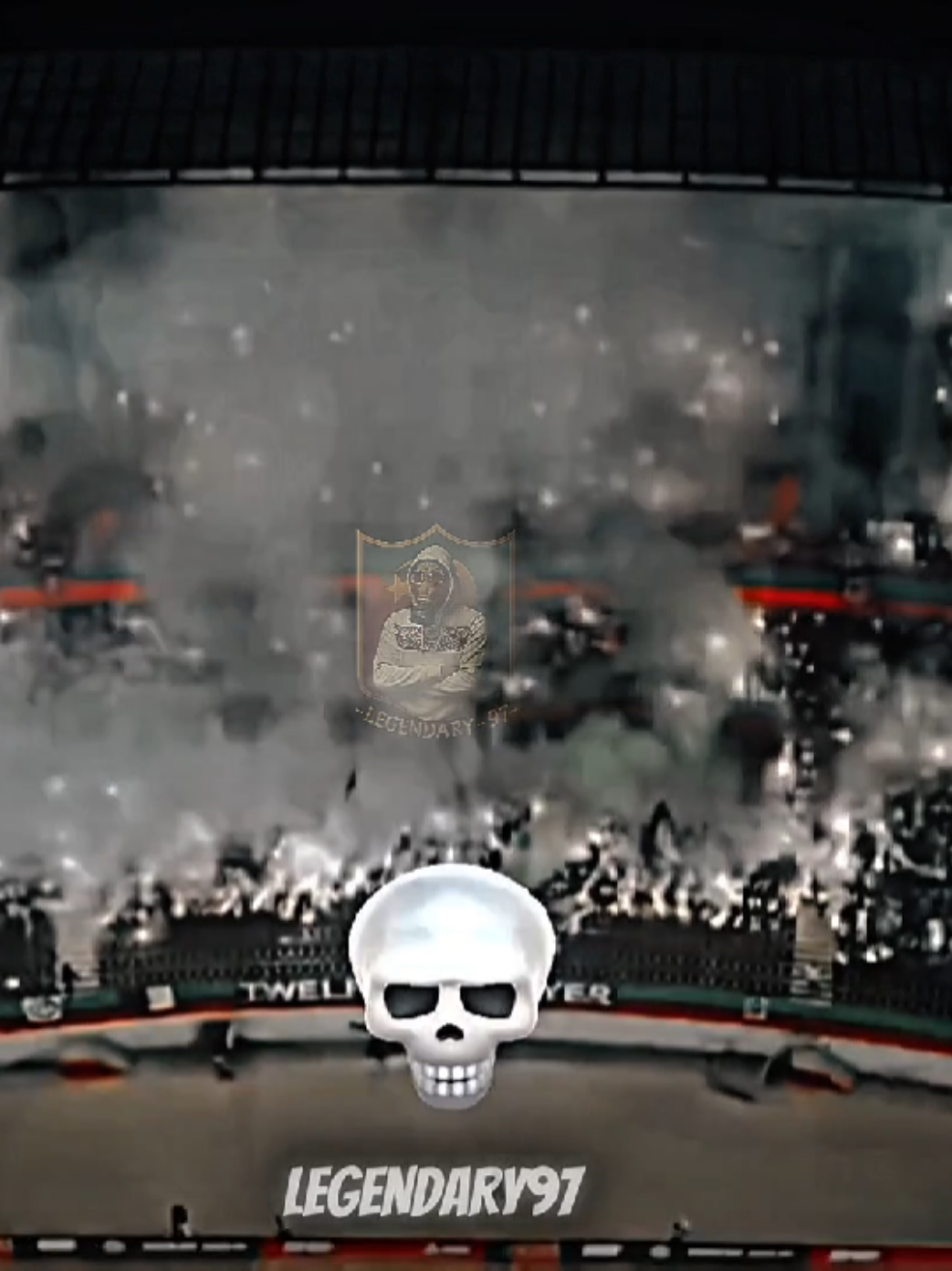 ULTRAS THE TWELFTH PLAYER اولتراس توالف بلاير 🤍💚❤️🔥💀 . #uttp #توالف_بلاير💚❤🇮🇹💪🏻 #mouloudia_virage_sud🇮🇹🙏 #مولودية🇧🇬🇧🇬_نعشق_فيهااا💚 #mouloudia_1921❤💚 
