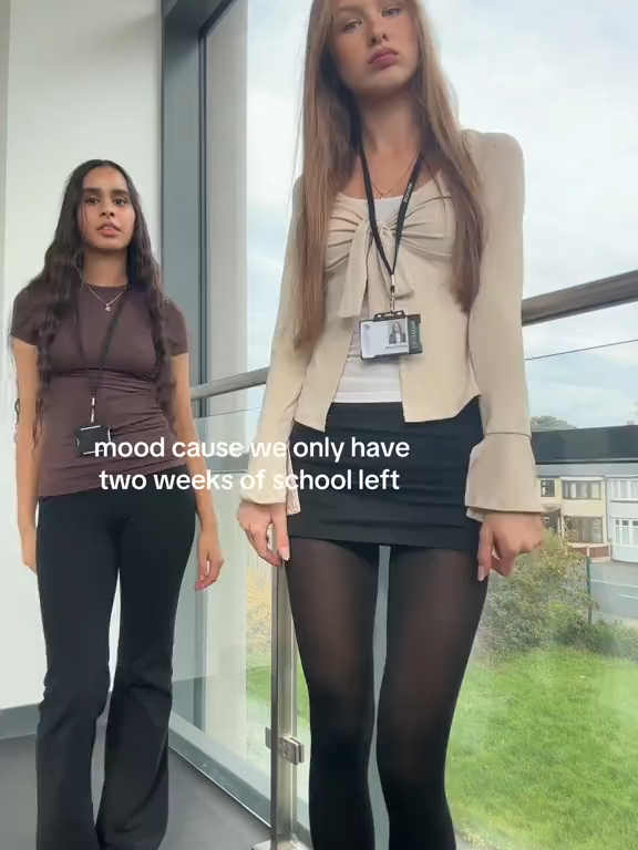 #fyp #school #schooluniform #scottishuniform #scottish #british #chav #ukgirl #tights #uk #ukteen #skirt #fypシ゚