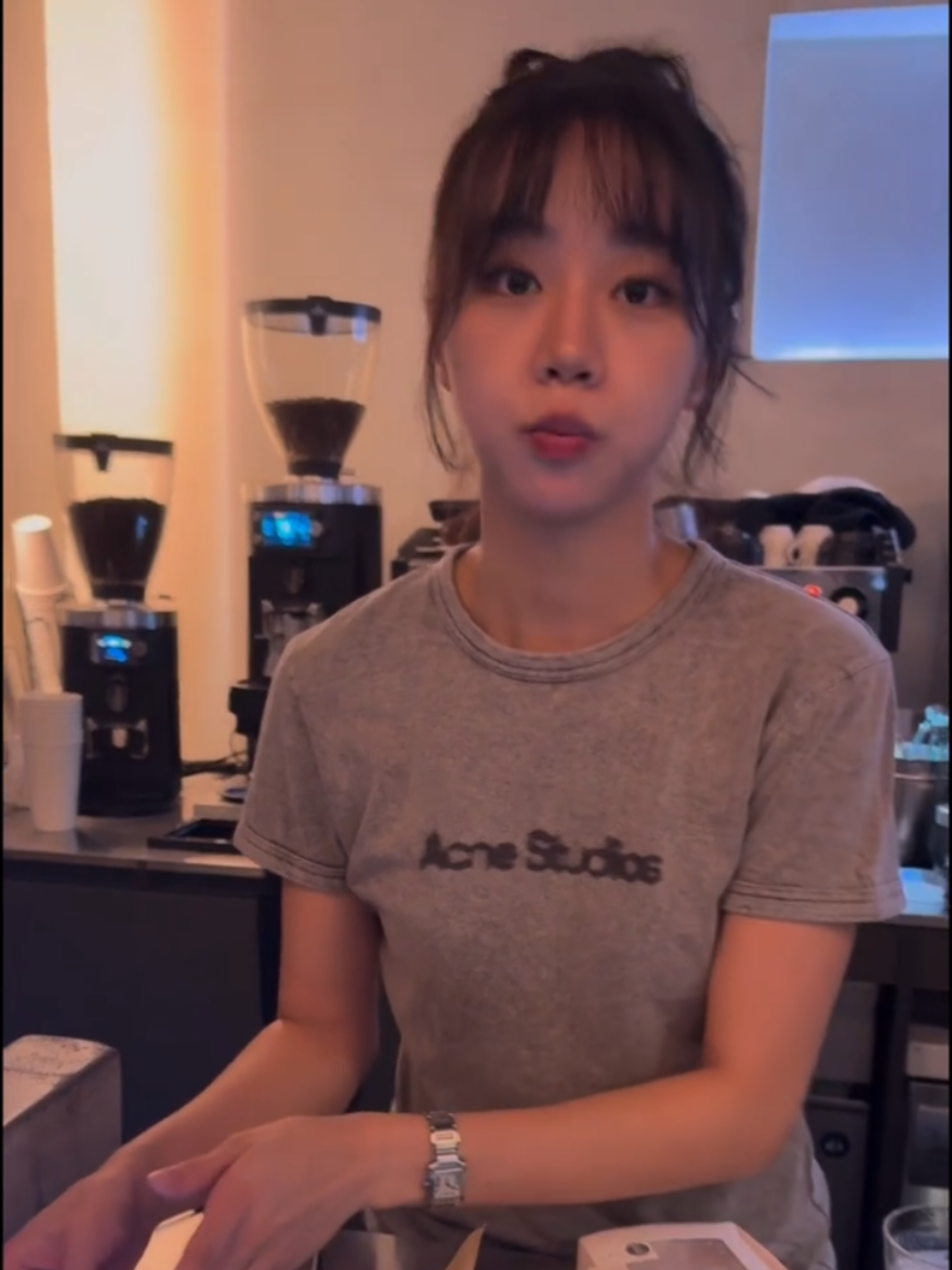 😊☺️😋😅😂😂 #leehyeri #yoojaeyi #friendlyrivalry #chungsubin #shadowbanned 