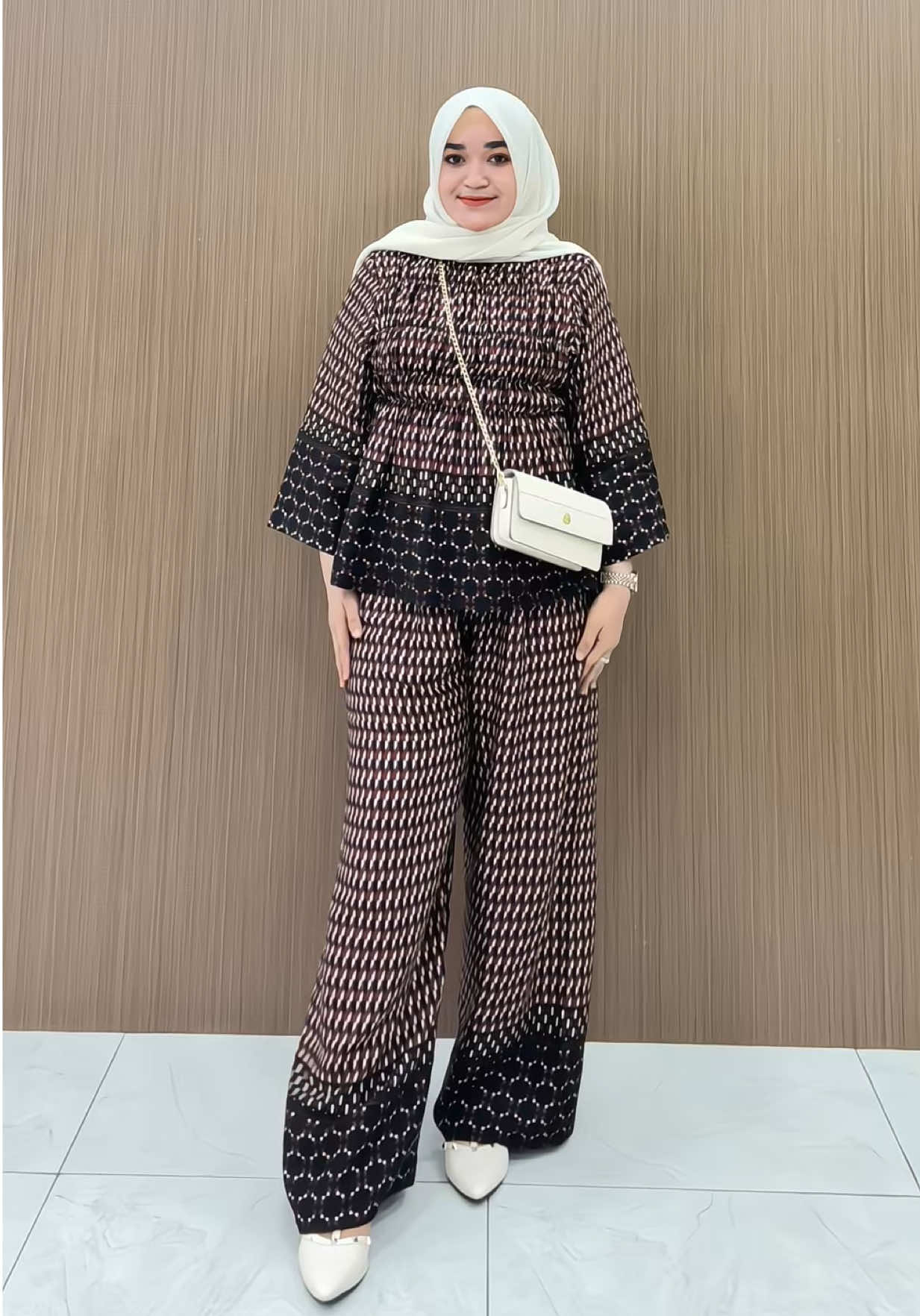 Wajib punya oneset gemeshhh ini guysss #outfit #ootdhijabstyle #outfitinspiration #ootdmurah #fyp 
