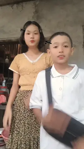 #ပွဲစျေးမသွားခင်လေးတဖြတ်🤪 #မလှတာလေးသည်းခံကြည့်ပါ😁  . . . #tiktok #myanmar #fyppppppppppppppppppppppp 
