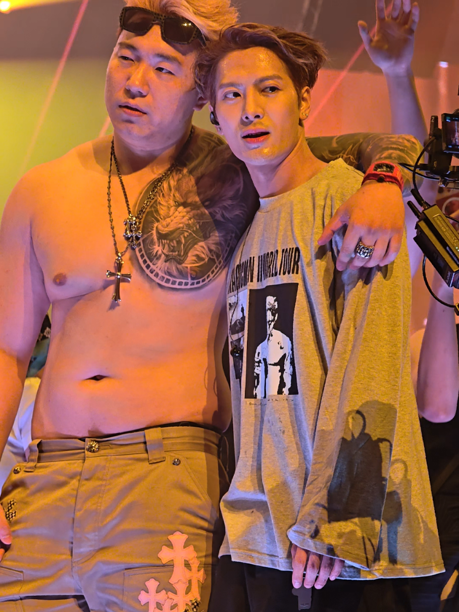 fanboy คนนี้ได้มีมามาก555555  #MAGICMAN2inBKK #MAGICMAN2WORLDTOUR #JACKSONWANGWORLDTOUR #MAGICMAN2inBKKDay2 