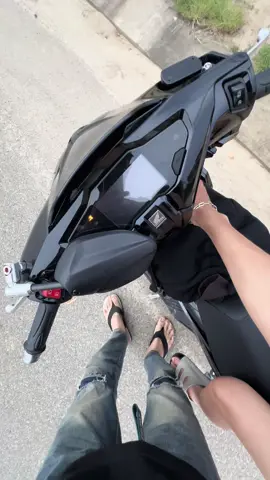 +1 máy chạy cho em gái 🙈 #xuhuong #ab125độkiểng #ab125 #xuhuongtiktok 