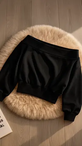 Áo sweater nỉ croptop trễ vai dài tay#aosweater #aonicroptop #xuhuongtiktok #macdepmoingay #phoido 