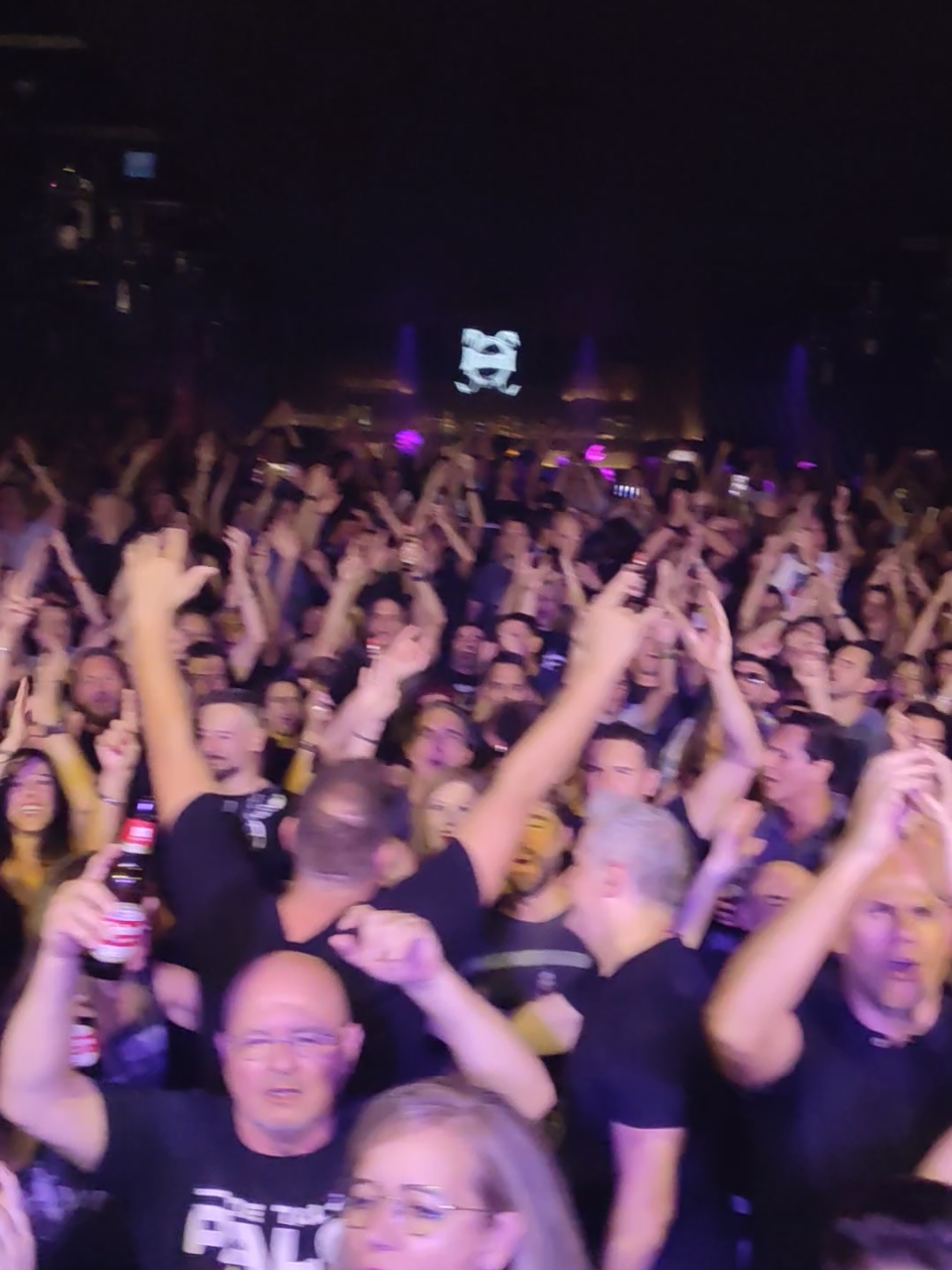 Madrid nunca nos defrauda a los #hechizo  #heroesdelsilencio #heroesdelsilenciofans #concierto #madrid 