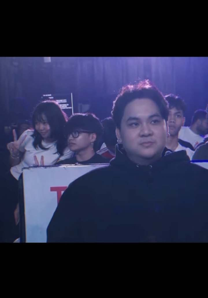 tolong segera pulang @Alyssa dede eyon di serang ultras seblak 🤣 #aeronshikii #aeron #alyssaanantaa #fyp 