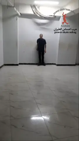 اتفرج للآخر 😂😂 