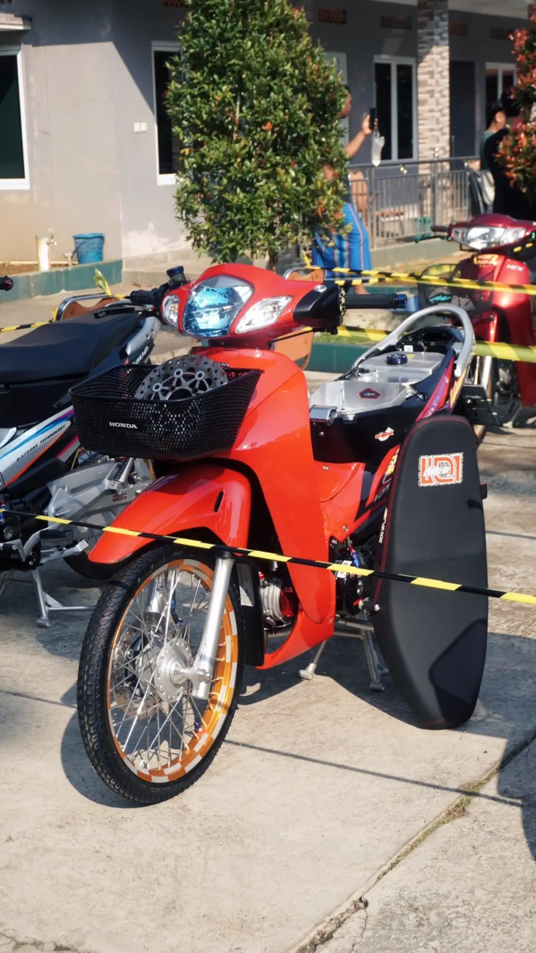 own @fajarwm_garage72 😜🤟🏻 #wave125 #tsid🇮🇩 #wave125i_ไฟเลี้ยวบังลม #wave125s #bejimothai 