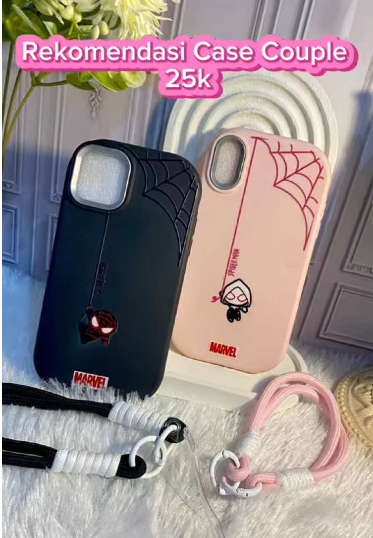 Gemez kalau couple an sama ayang gini 🤭 💰26k 📍Mandingin, Barabai, Hulu Sungai Tengah 🌷Bahan : Softcase(silikon/karet)🌷 Oppo, vivo, iphone, Samsung, realme, xiomi, infinix ✅ Masih banyak pilihan motif lainnya, buruan follow Instagram @de.shopiess  Jangan sampe ketinggalan PO yaa 👊🏻