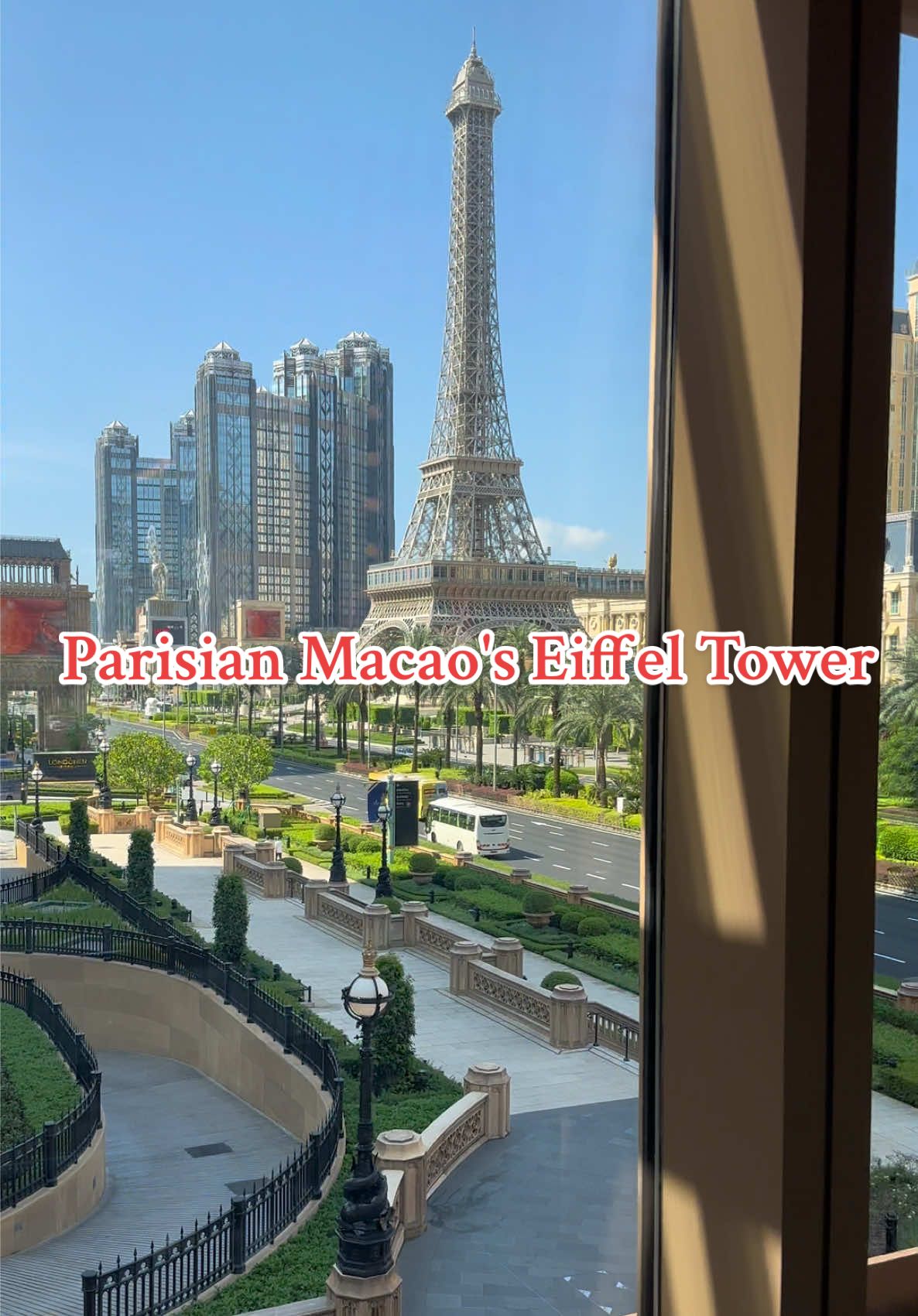 Next naman naten Eiffel Tower Paris France 😍🙏🏻 🗼#fyp #Macau #eiffeltowermacau #BellmaniMacau #travel