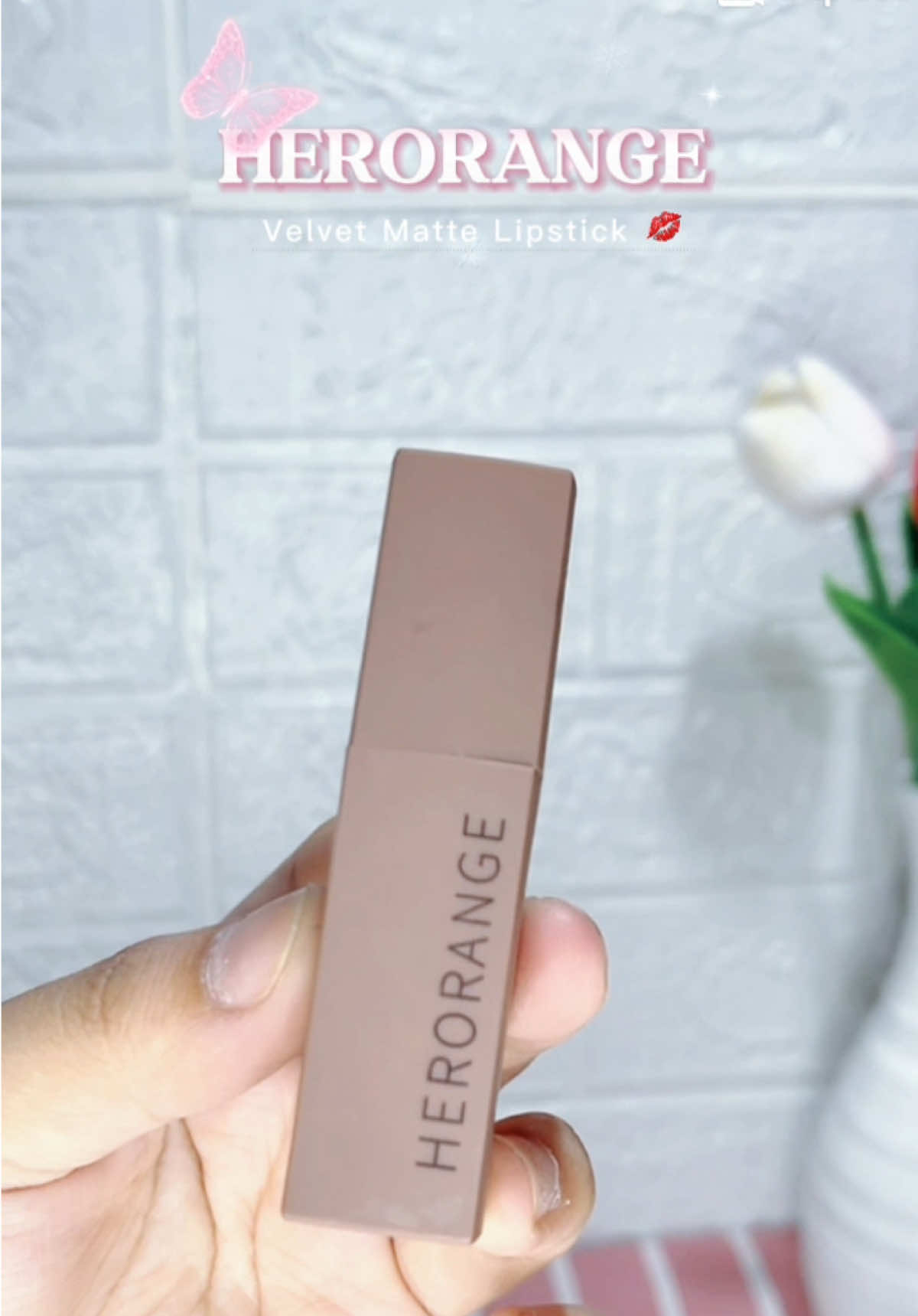 obsessed with this shade! 😍 #fyppppppppppppppppppppppp #herorange #mattelipstick #lipstick #waterproof 